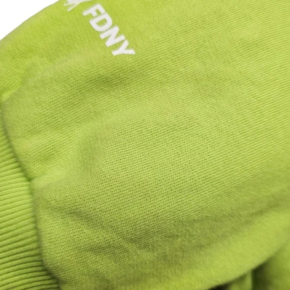 Danielle Guizio  x FDNY Sweatshirt Green Size XXL - Picture 5 of 10
